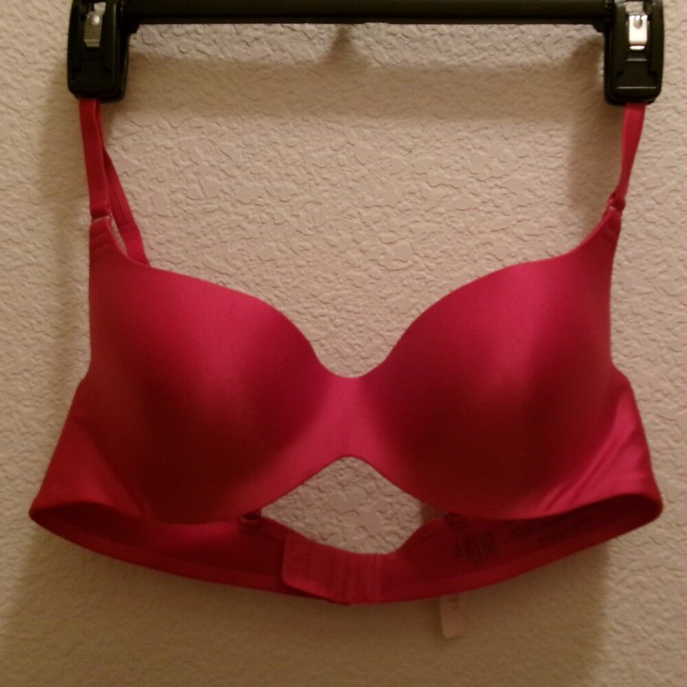 NWOTS, BODY BY VICTORIA'S SECRET, SIZE 36A, RED, UNDERWIRE BRA